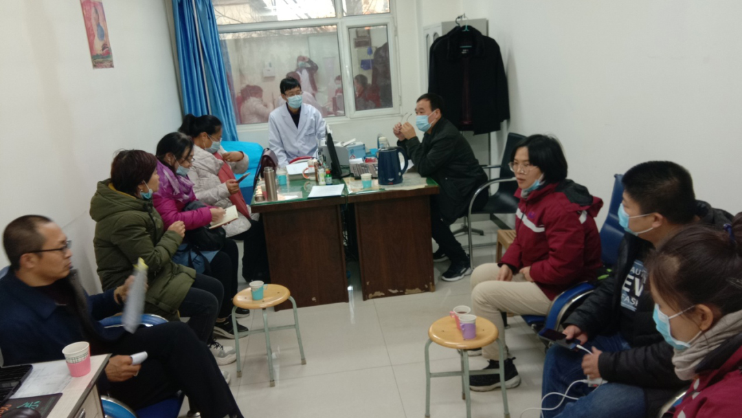 三橋社區(qū)衛(wèi)生服務(wù)中心接受省、市、區(qū)疾控中心專家組督導(dǎo)慢性病綜合檢測與干