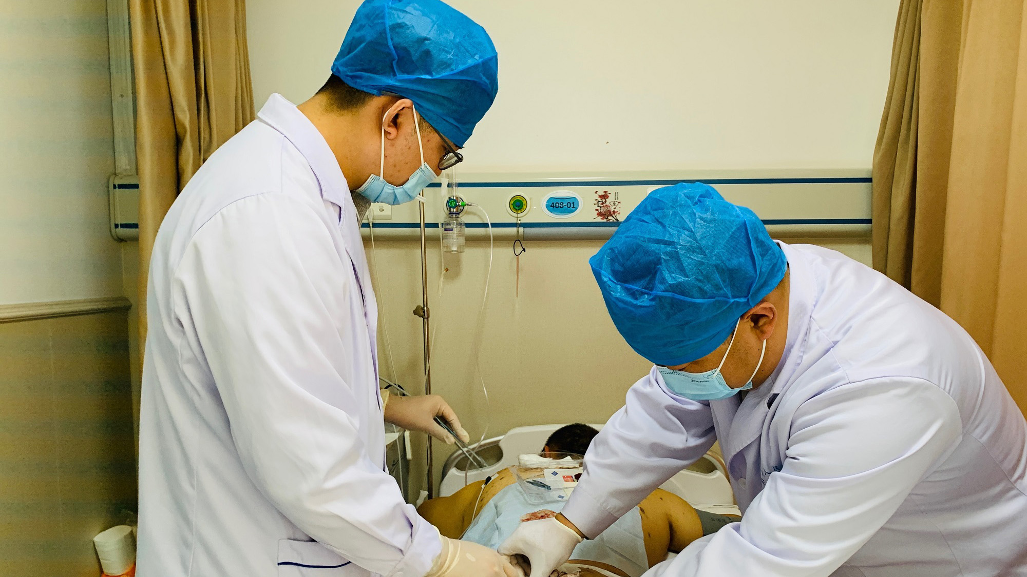 【科室動態(tài)】汗腺炎不再汗顏—— 強強聯合，專家團隊聯合完成一例臀部化膿